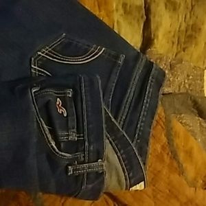 Hollister 5 short. Trade value is $15