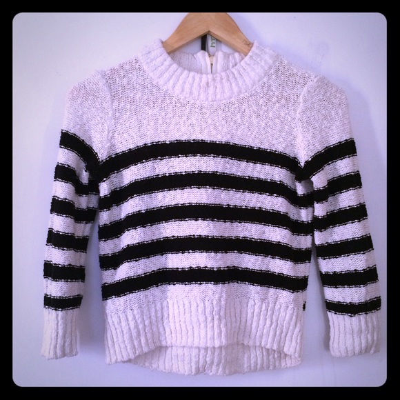 H&M Crop Top Sweater