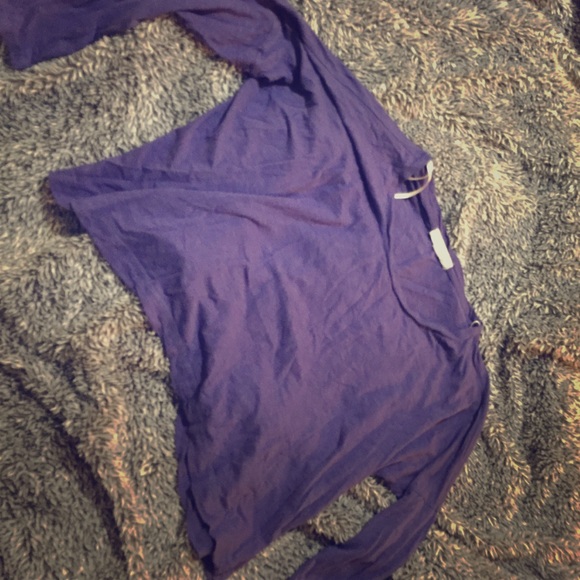 Cropped, sleeved shirt