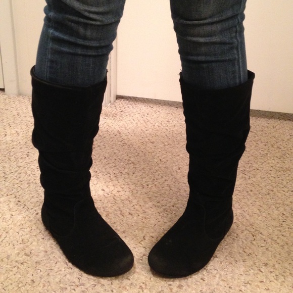 Black Boots