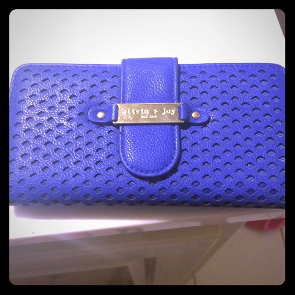 Oliva and joy brand new wallet