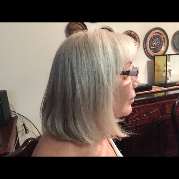 Meet your Posher, Julia - Picture 1 of 1