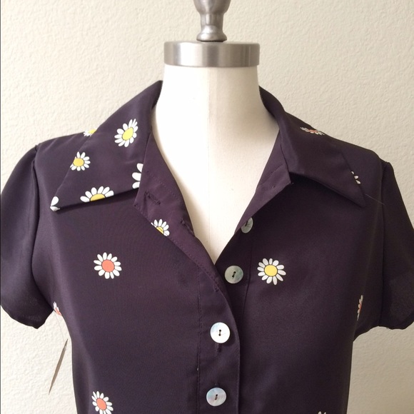 1970s-inspired floral dress - Picture 3 of 4