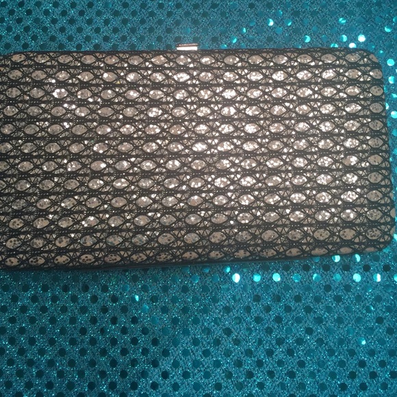 Wallet, nwot - Picture 2 of 3