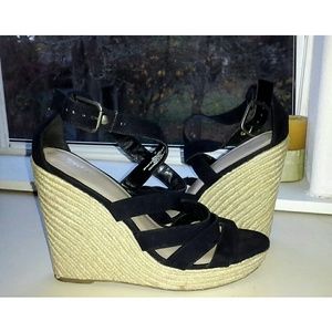 Black strappy wedges