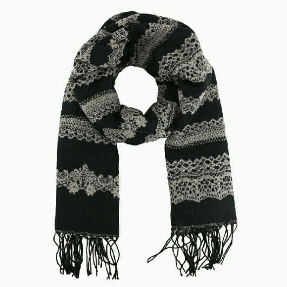 Black Themed Scarf