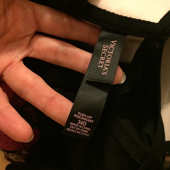 Beautiful Victoria's Secret 34D bra used 1x. - Picture 3 of 4