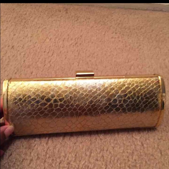 Gold clutch