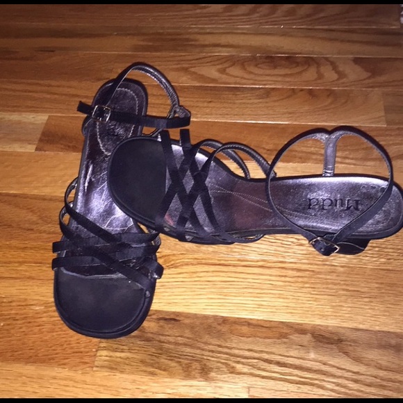 Mudd heels