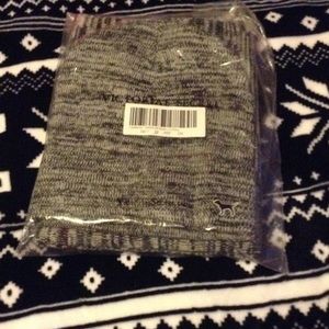 NWT VS/Pink Scarf and Beanie Set