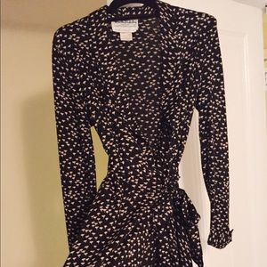 VINTAGE Diane Von Furstenberg wrap dress