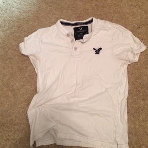 American eagle T shirt. Super soft and comfy