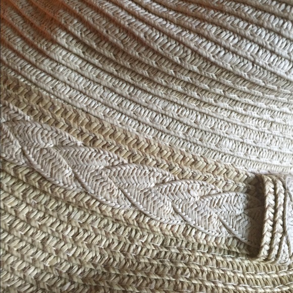 Hat👒 - Picture 2 of 3