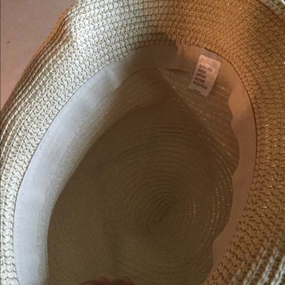 Hat👒 - Picture 3 of 3