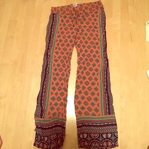 Patterned pants