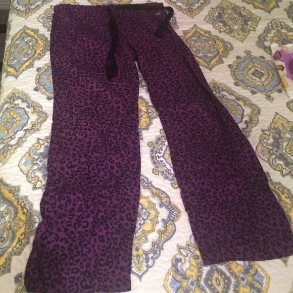 VS pink sleep pants