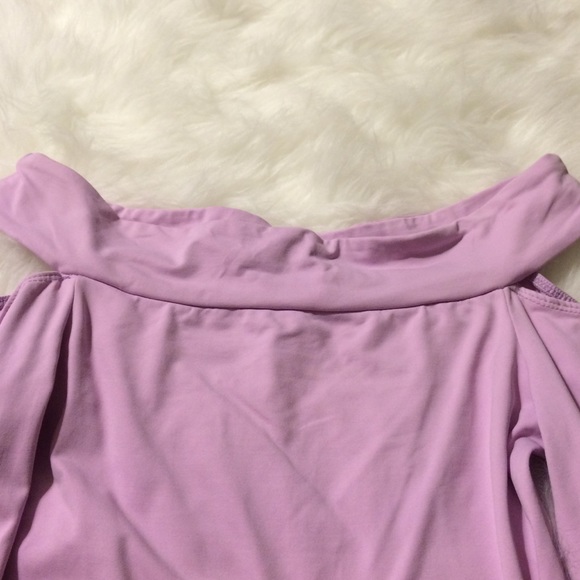 GUESS Top - Picture 3 of 3
