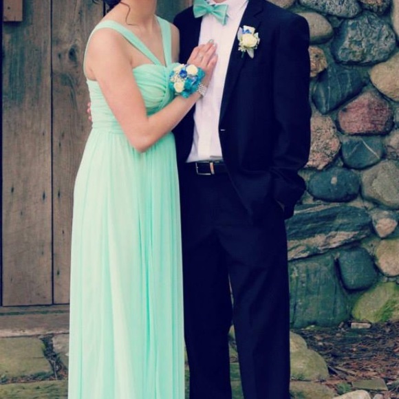 Prom Dress - Picture 4 of 4