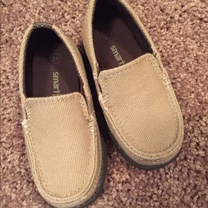 Toddler boys shoes size 6.5