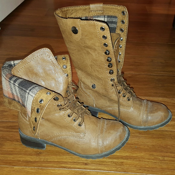 Brown boots