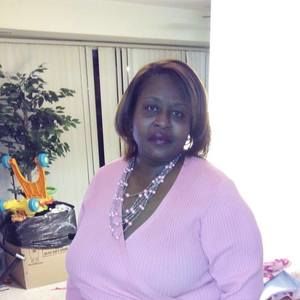 Meet your Posher, Lyvy