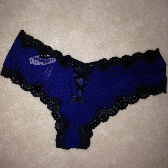 NWT VS CHEEKY PANTIES - Picture 3 of 4
