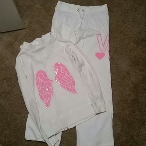 Victoria secret sweatsuit set