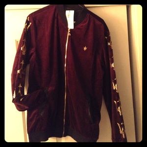 Velvet and Gold Maserati Quattroporte jacket