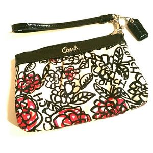 Authentic coach poppy wristlet