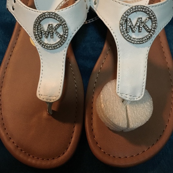Michael Kors sandals size 3 - Picture 3 of 3