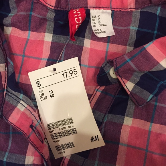 NWT plaid short sleeve top with front tie - Picture 2 of 3