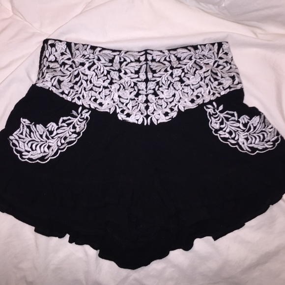 LF/Angel Biba High Waisted Soft Shorts