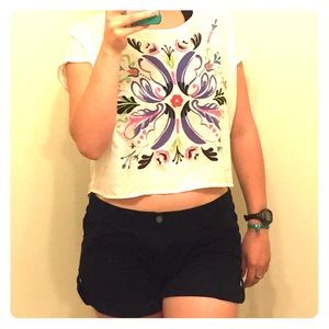 ❤️❤️❤️ NWT pattern crop top