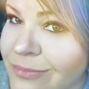 Meet your Posher, Stacy