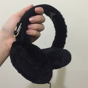 Earmuffs uggs black