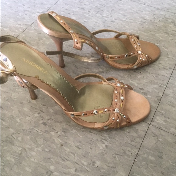 Nice - Picture 3 of 3