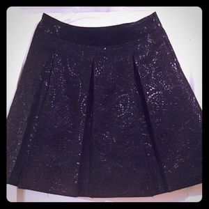 Banana Republic Black Brocade Pleated skirt!