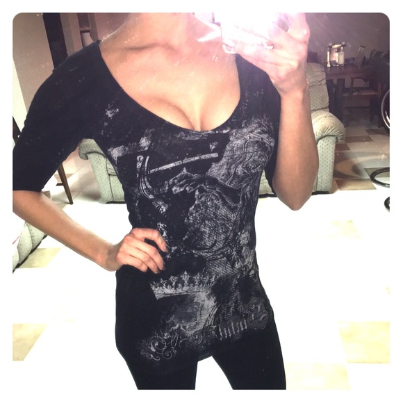 Sinful t-shirt with cool design