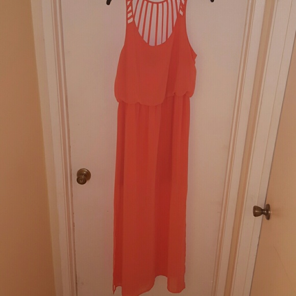 Perfect Spring Dress - Picture 1 of 2