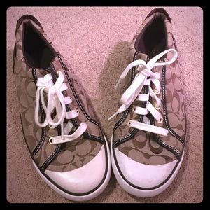 Coach tennis shoes size 9.5