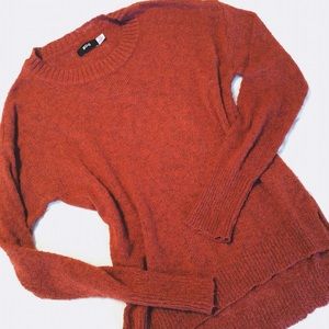 BDG lightweight burnt red orange sweater pullover