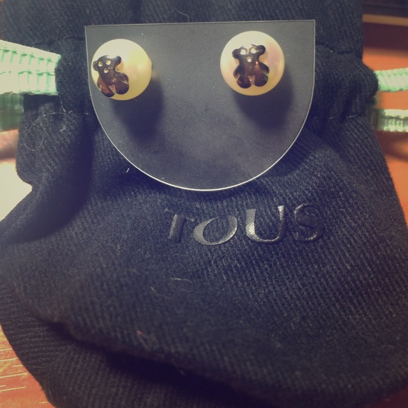 Tous sterling silver pearl earrings w bag/box