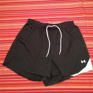 Athletic shorts