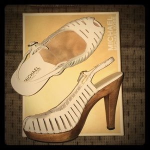 Michael Kors south side sling in white