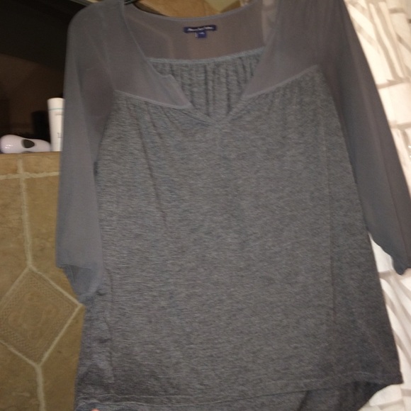 Grey American eagle top!