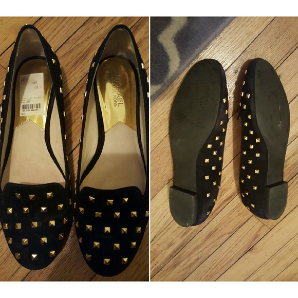 ❌SOLD ON VNTD❌ Mk studded flats - Picture 2 of 3