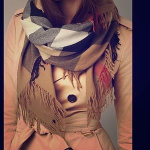 BURBERRY CHECK WOOL SQUARE SCARF