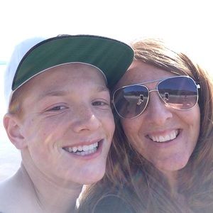 Meet your Posher, Cami