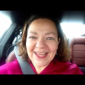 Meet your Posher, Cecilia