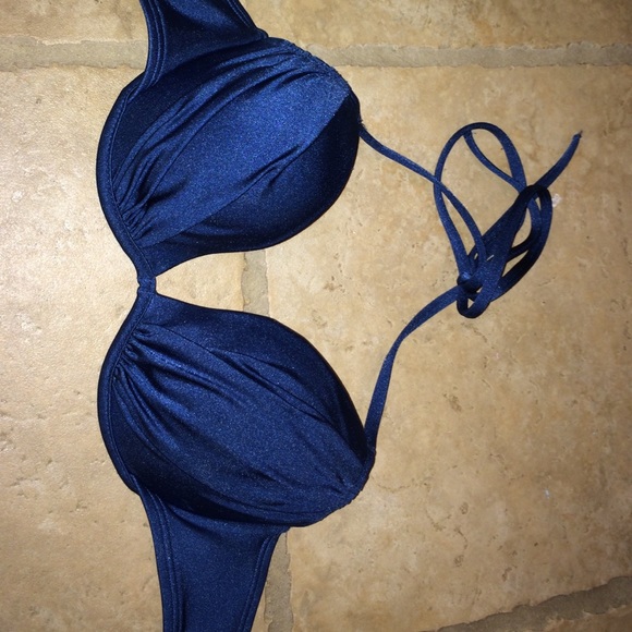 Victoria secret swim suit top!!